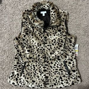 NWT Charter Club petite leopard print fuzzy vest size medium women